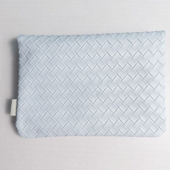 5/$20 NWOT Ipsy Glam Bag January 2025 Woven Faux Leather Blue Quiet Luxury - Picture 2 of 7